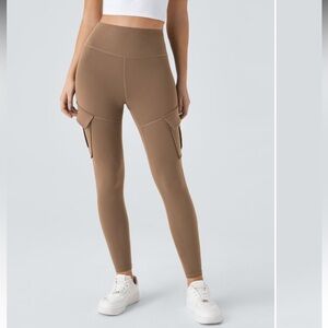 NWOT HALARA Brown Cargo Leggings